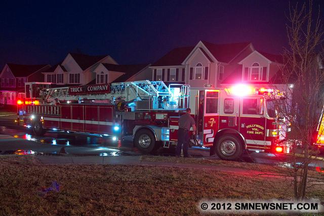 Engine and Truck Run Basement Fire in Station 9's First Due - Hollywood